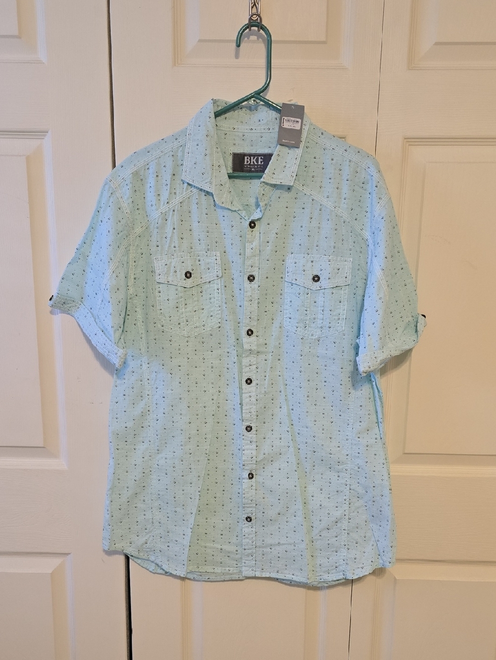 NWT BKE Buckle Light Blue Short-Sleeve Button-Down Shirt Mens Size XL